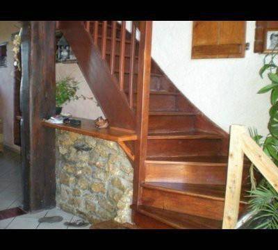 Balustrades, plafonds, poutres, pierres et escaliers avant .. (10)